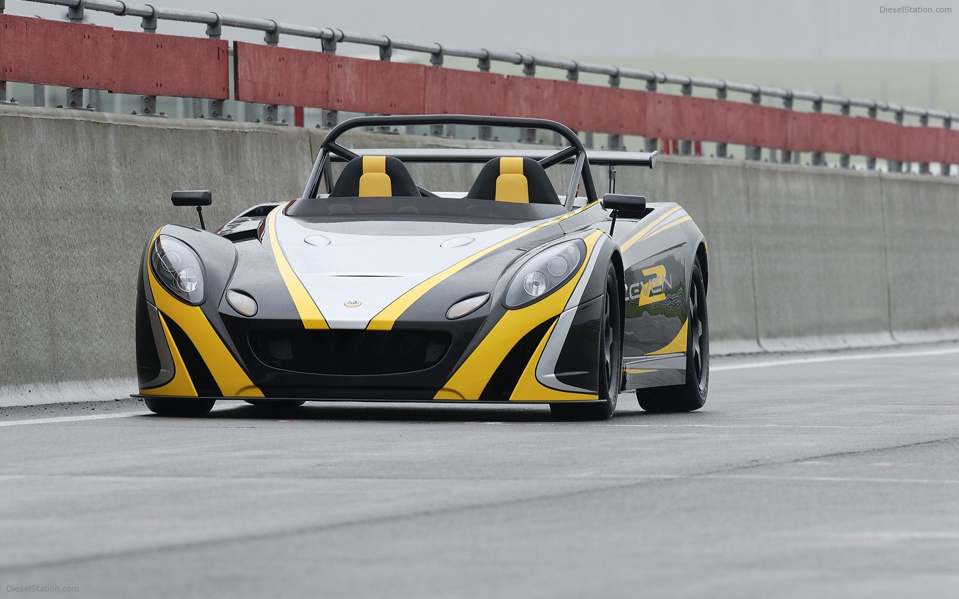 Lotus 2 Eleven